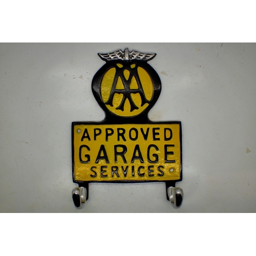 1074 - Cast iron AA approved garage key hook wall plaque, H: 23 cm. UK P&P Group 2 (£24+VAT for the first l... 