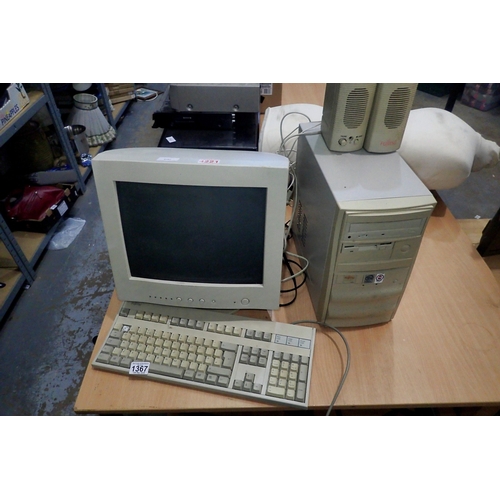 1367 - Fujitsu desktop PC, speakers, mouse, keyboard and Compal computer. Not available for in-house P&P