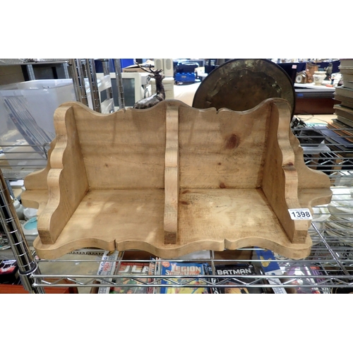 1398 - Wooden wall hanging shelf. Not available for in-house P&P
