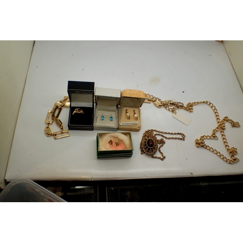 Lot 1133      