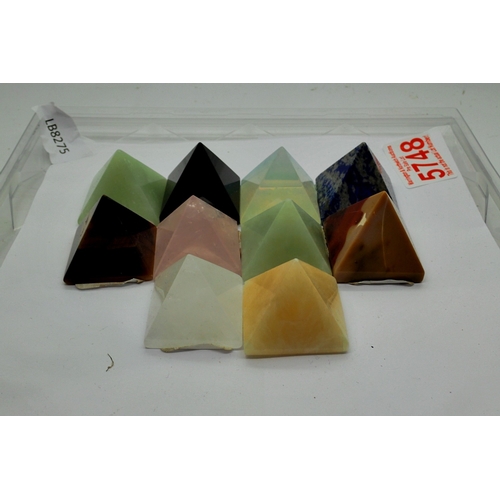 1057 - Ten stone obelisk top pyramids H:35mm .UK P&P Group 1 (£18+VAT for the first lot and £2+VAT for subs... 