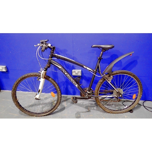Lot 1006      