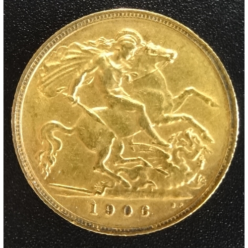 331 - EDWARD VII GOLD HALF SOVEREIGN COIN
dated 1906