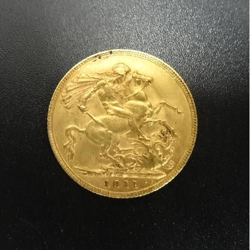 337 - GEORGE V GOLD SOVEREIGN COIN
dated 1911