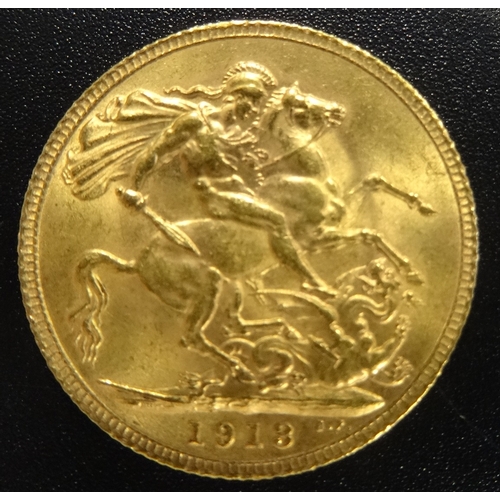 342 - GEORGE V GOLD SOVEREIGN COIN
dated 1913