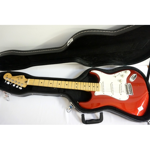 296 - 2017 FENDER STRATOCASTER ELECTRIC GUITAR
made in Mexico, serial number MX17889204, Candy Apple red f... 
