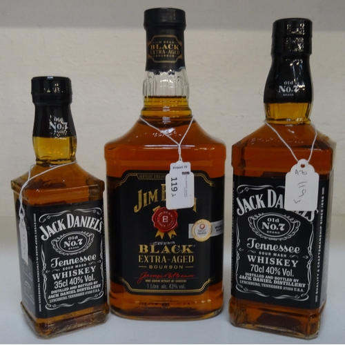 123 - SELECTION OF THREE BOTTLES OF AMERICAN WHISKEY
comprising: one JIM BEAM BLACK EXTRA-AGED BOURBON KEN... 