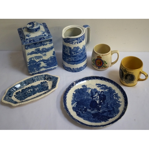 148 - SELECTION OF BLUE AND WHITE CERAMICS
including a Copeland Spode jug and square shaped plate, a shape... 