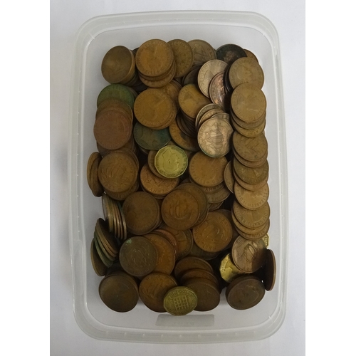 269 - COLLECTION OF BRITISH COINS
bronze and nickel-brass, 1 box  - RE-OFFERED TIMED AUCTION