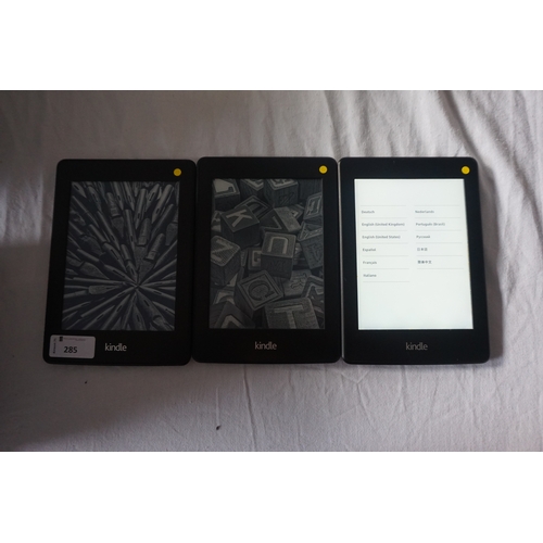 285 - THREE KINDLE PAPERWHITE 2 (2013) WIFI DEVICES
serial numbers: B0D4 2201 3522 089S; B0D4 2201 3512 08... 