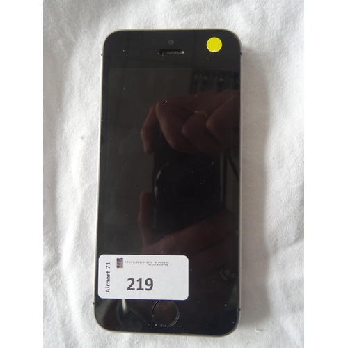 219 - APPLE IPHONE SE - MODEL A1723
IMEI: 359145076990688.  i-cloud protected.  Note: It is the buyer's re... 