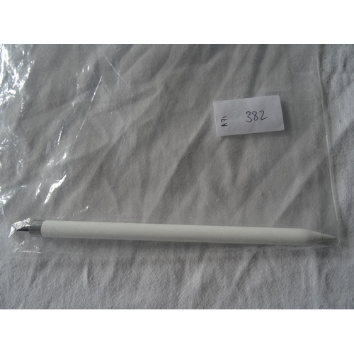 382 - APPLE PENCIL - MODEL A1603
serial number: FQ9RDKT7GWTJ.  Missing cap.  Note: It is the buyer's respo... 