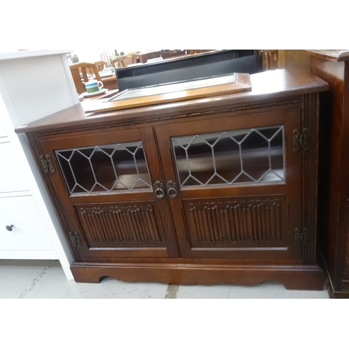 436 - EDWARDIAN WALNUT AND FIGURED WALNUT DRESSING CHEST
with carved shaped mirror support arms, now lacki... 