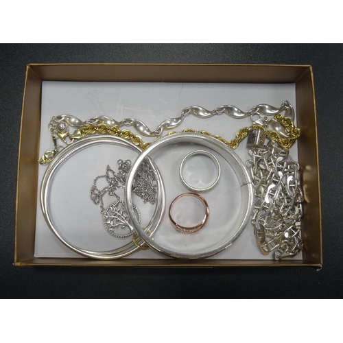 88 - SMALL SELECTION OF SILVER JEWELLERY
including a mother of pearl set bangle, a double entwined bangle... 