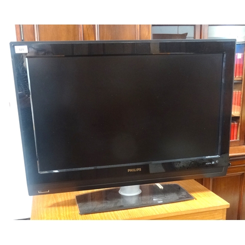 521 - PHILLIPS 32 INCH FLAT SCREEN TELEVISION
2 x HDMI outputs, HD Ready, model 32PFL5522D/05  -  RE-OFFER... 