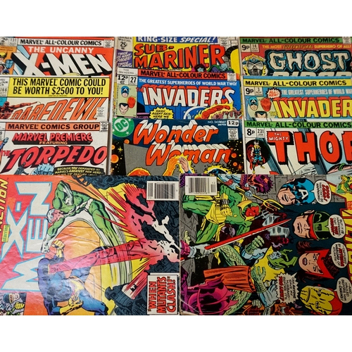 346 - COLLECTION OF MARVEL AND DC COMICS
late 1960/80s, Super Heroes include The Invincible Iron Man, Ghos... 