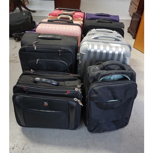 79 - SELECTION OF TEN USED AND EMPTY SUITCASES
including Conwood, Samsonite, Swiss, IT Luggage, Swift etc