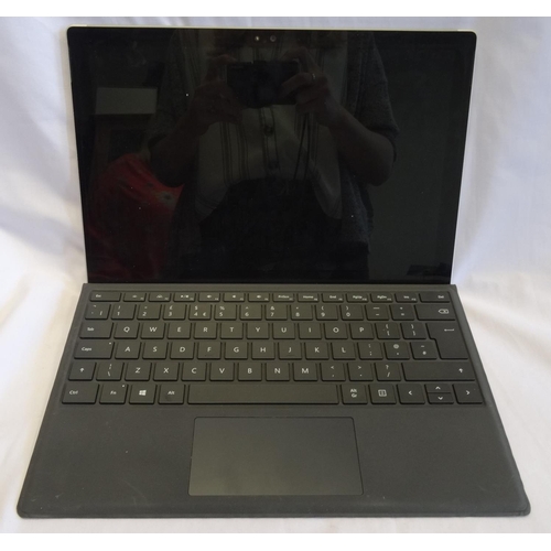 118 - Microsoft Surface Book
Serial Number: 41679161453
i5 Processor 8GB RAM
256GB Hard Drive