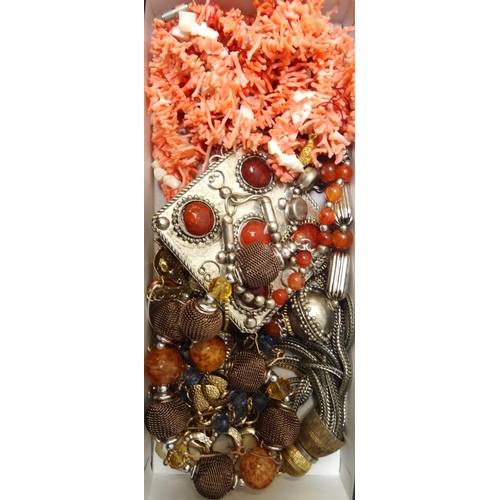 64 - SELECTION OF JEWELLERY
comprising three coral necklaces; a stone set necklace with large white metal... 