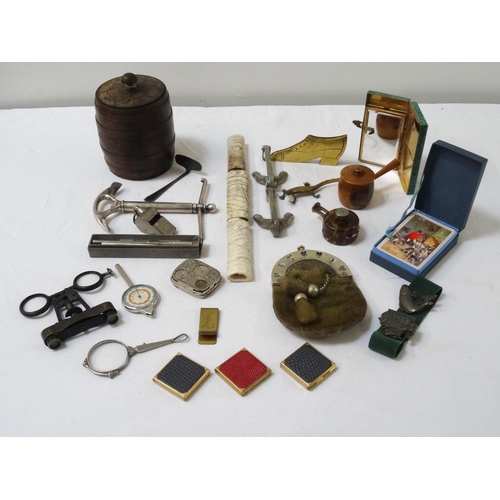 278 - GOOD SELECTION OF VINTAGE COLLECTABLES
including a Mauchline ware cotton reel holder in the form of ... 