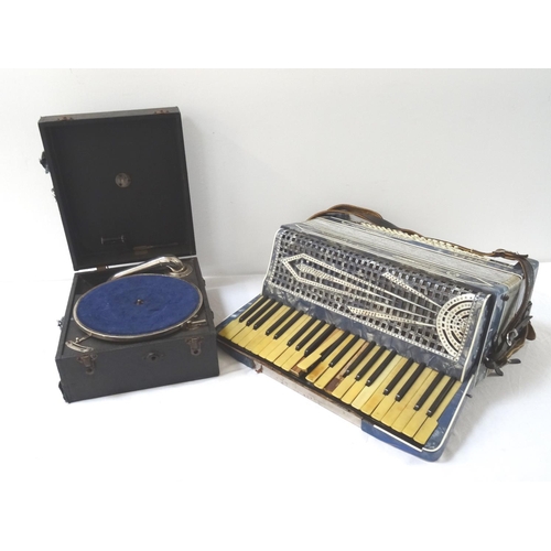 362 - SETTIMIO SOPRANI ACCORDION
with a blue cased body, shoulder strap, cased, together with a cased gram... 