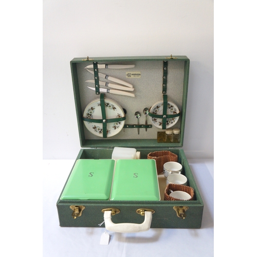 331 - SIRRAM PICNIC CASE
comprising plates, cups and saucers, cutlery and food containers, contained in a ... 