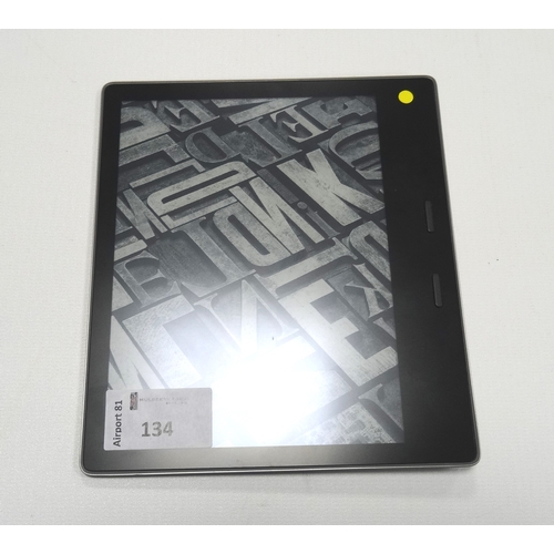 134 - KINDLE OASIS 2 (2017) WIFI (8GB) DEVICE
serial number: G000 P812 8237 095E.  Note: It is the buyer's... 