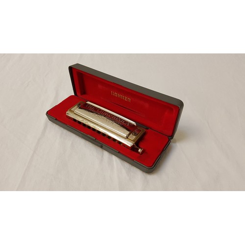 383 - HOHNER HARMONICA
The Chromonica, in a fitted case