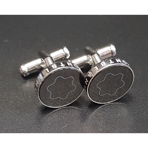 94 - PAIR OF MEISTERSTÚCK CONTEMPORARY CUFFLINKS
in stainless steel with black sapphire glass inlay