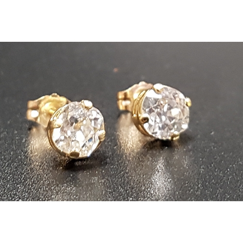 186 - PAIR OF DIAMOND STUD EARRINGS
the diamonds totalling approximately 1ct, in fourteen carat gold