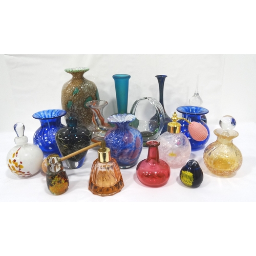 292 - GOOD SELECTION OF COLOURFUL GLASSWARE
including a Caithness atomiser, a Mdina scent bottlle, spill v... 