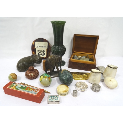 376 - MIXED LOT OF COLLECTABLES
including a boxed Echo mouth organ, a faux tortoiseshell desk calendar, a ... 