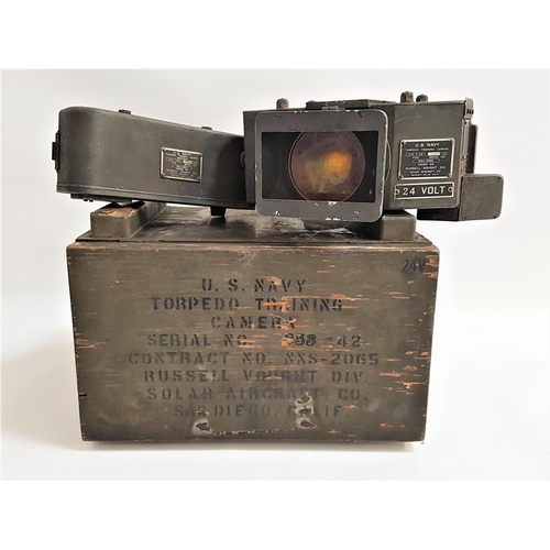 205 - U.S. NAVY TORPEDO TRAINING CAMERA
with two magazines, cased