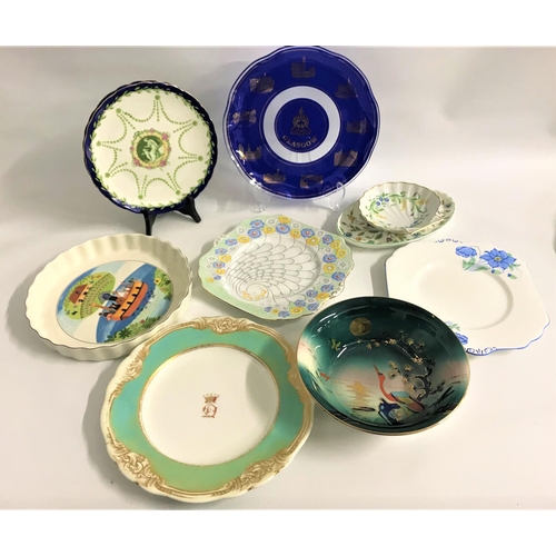 246 - MIXED LOT OF CERAMICS
including an oval Sovereign meat plate transfer decorated with pheasants, Vill... 