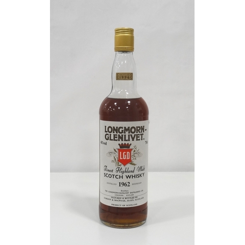 685 - LONGMORN-GLENLIVET 1962 
A beautifully rich-looking bottle of the Longmorn-Glenlivet 1962 Vintage bo... 