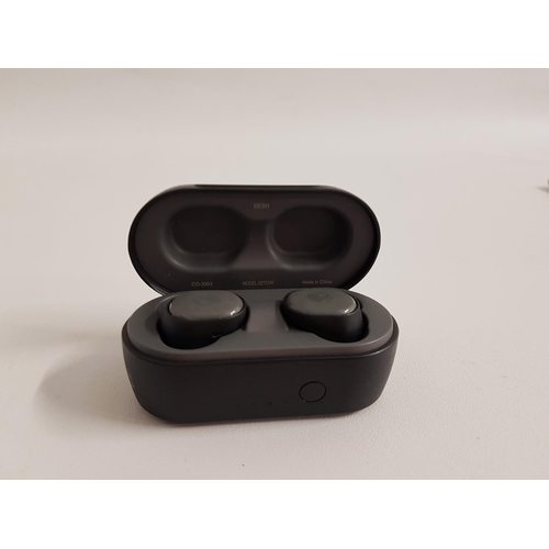 64 - SKULLCANDY SESH TRUE WIRLESS EARBUDS
with charging case