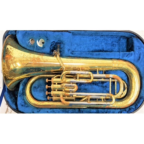 305 - YAMAHA EUPHONIUM
model YEP-321 in gilt brass with a Yamaha 48 mouthpiece, contained in a plush lined... 