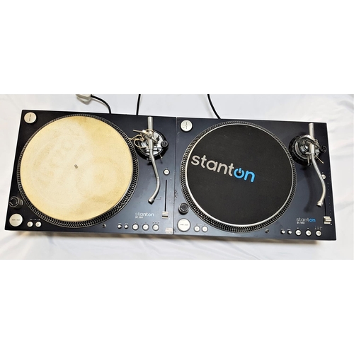 450 - TWO STANTON ST.150 TURNTABLES
in black