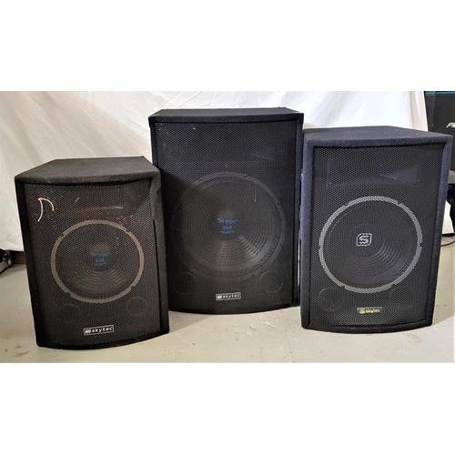 488 - SKYTEC 170.769 SPEAKER
64cm x 46cm x 41cm, with box; together with a Skytec SL12 and a Skytec 170.73... 