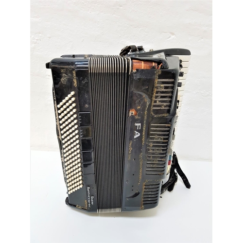 514 - FARFISA ELECTRIC ACCORDION
with multiple buttons and shoulder strap