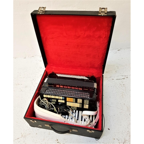 508 - ELKAVOX ELECTRIC ACCORDION
with control unit and shoulder strap, cased