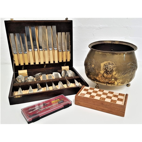 316 - MIXED LOT OF COLLECTABLES
including an oak canteen with six place settings, brass embossed cauldron ... 