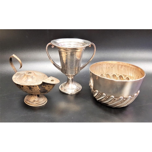 162 - SELECTION OF SILVER ITEMS
comprising a George V two handled trophy engraved 'City of London Yeomanry... 