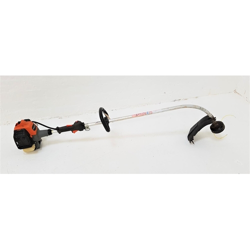 397 - HITACHI GARDEN STRIMMER
with a 2 stroke engine, model J102589