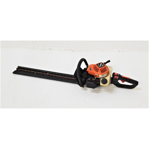 398 - HITACHI HEDGE TRIMMER
with a 2 stroke engine and 62cm blade, model P430446