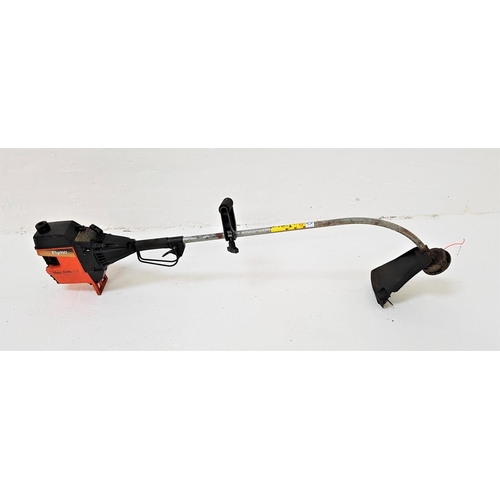 405 - FLYMO GARDEN STRIMMER
with a 2 stroke engine, model Maxi Trim 430