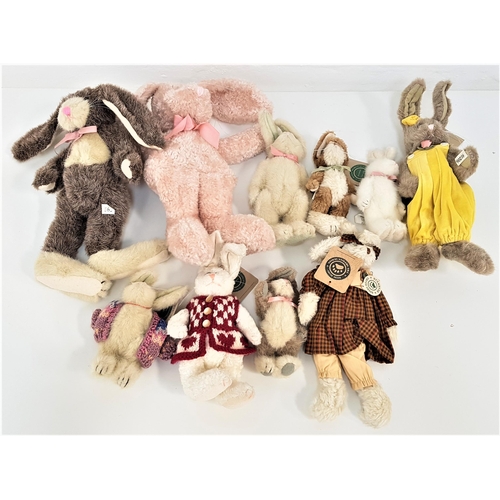 303 - TEN BOYD BUNNIES
all with original labels, some with outfits, three with numbered plastic bags (10)