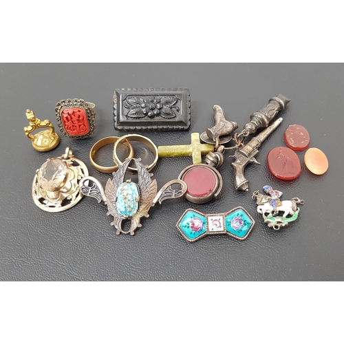55 - GOOD SELECTION OF VINTAGE JEWELLERY
comprising a bloodstone and carnelian swivel fob; various charms... 