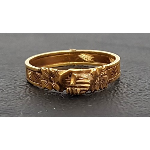 99 - UNMARKED GOLD HINGED GIMMEL FEDE RING
with clasped hand detail opening to reveal two hearts, and eng...