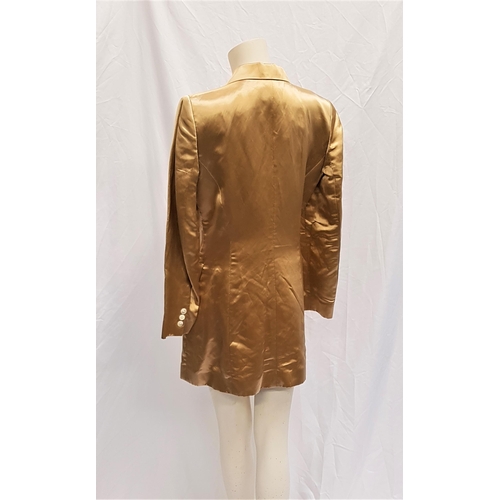 135 - LYN LANDON DKNY GOLD COLOURED LINEN AND SILK JACKET
fitted 3/4 length style, size 4